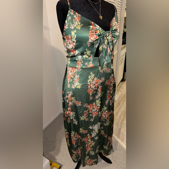 Women Spaghetti Strap Midi Satin Dresses Tie Front, Split Hollow Dress Green XL - Picture 3 of 9